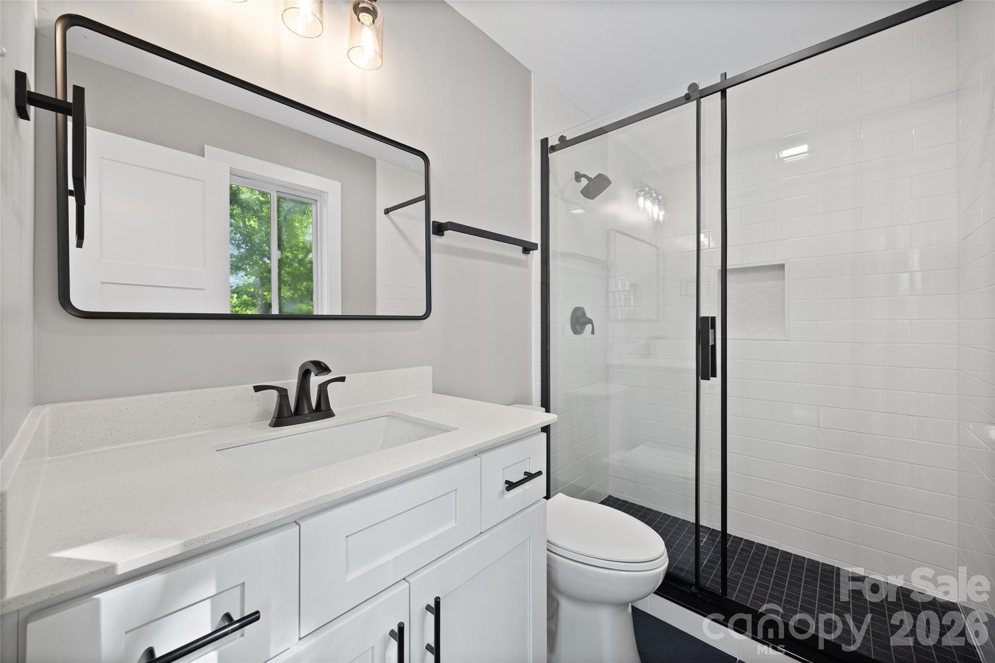 5950 Lake Wylie Road — Clover