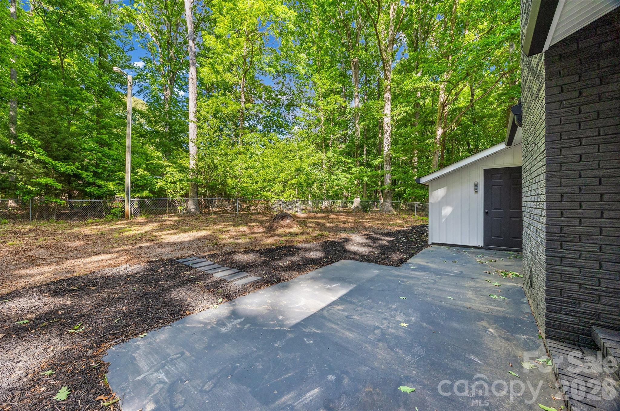 5950 Lake Wylie Road — Clover