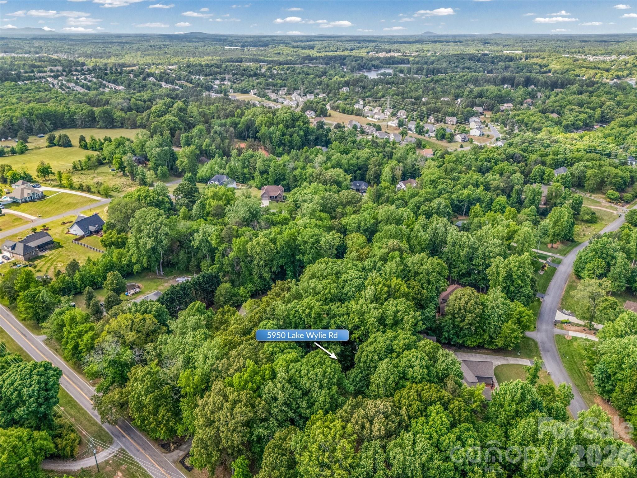 5950 Lake Wylie Road — Clover