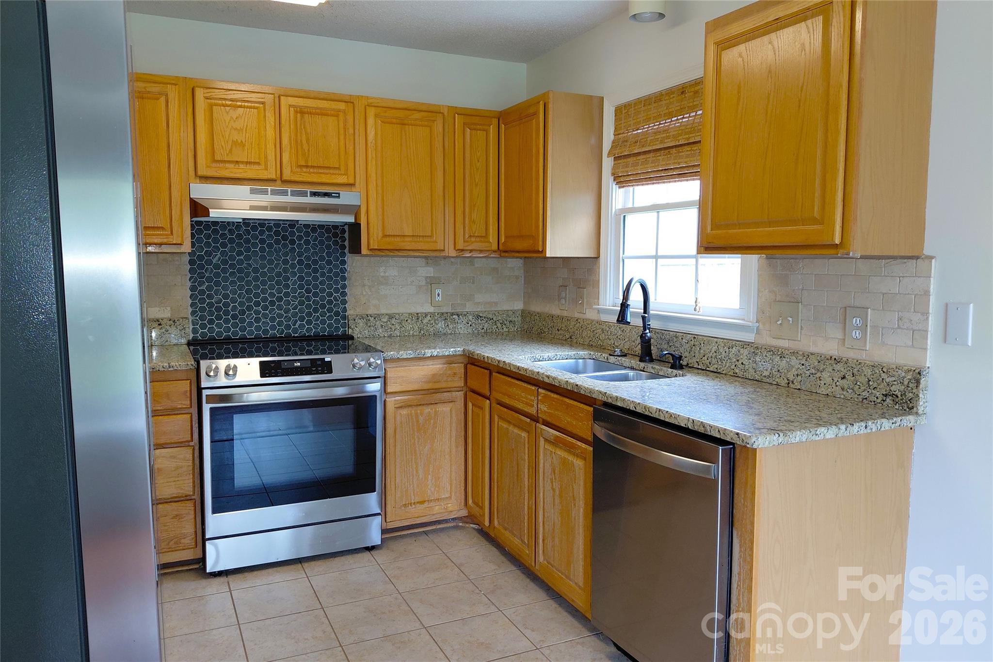 1016 Thorncrest Drive — Fletcher