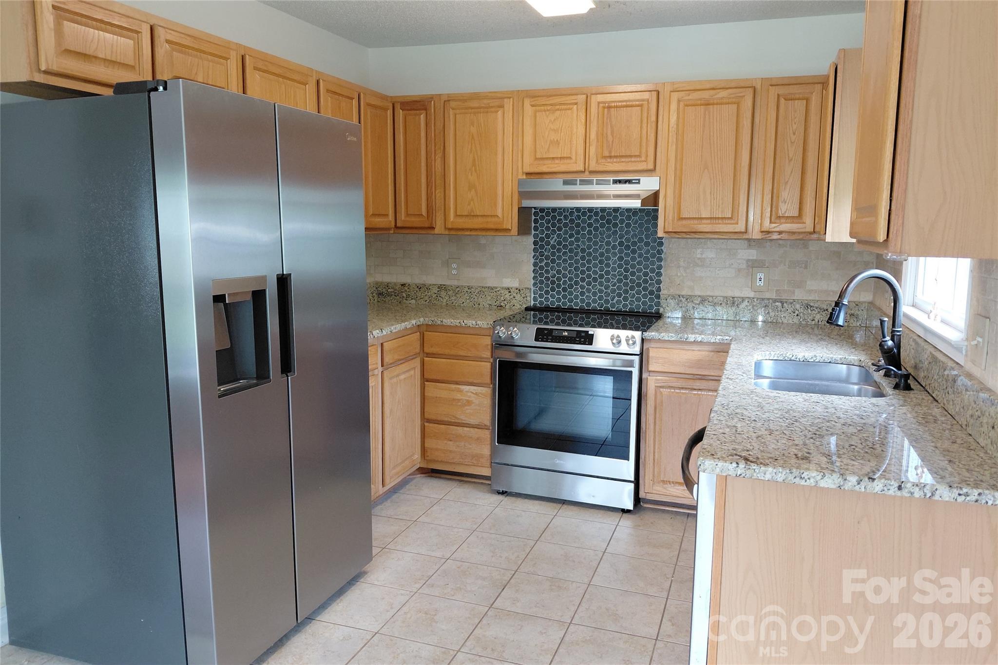 1016 Thorncrest Drive — Fletcher