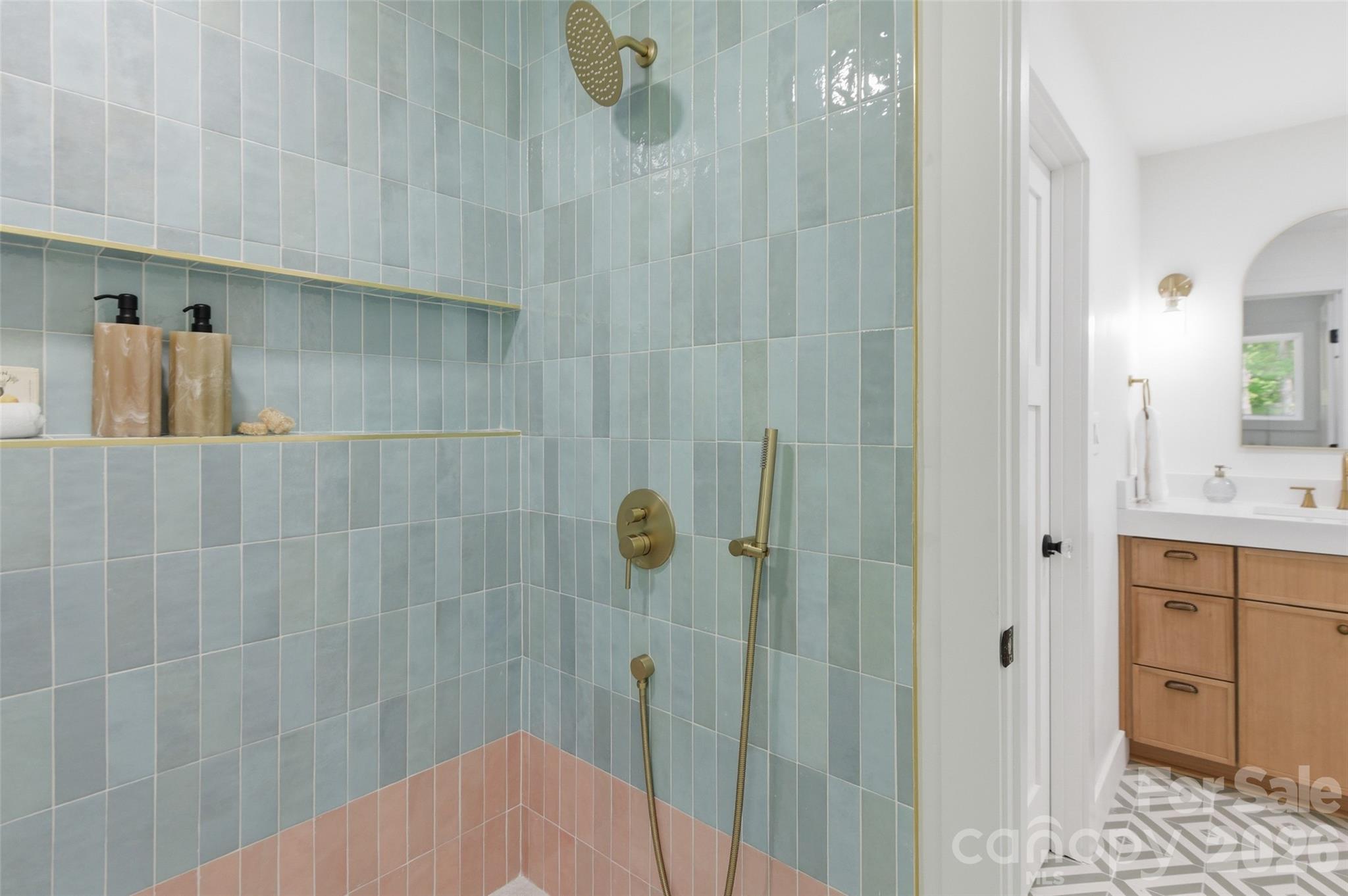 1325 Gateshead Lane — Matthews