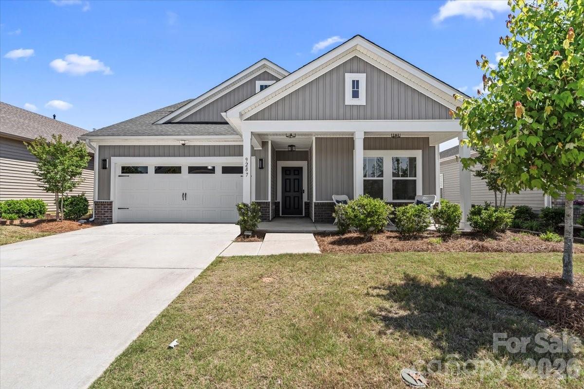 9287 Dunwich Drive — Gastonia