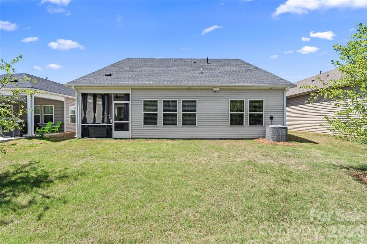 9287 Dunwich Drive — Gastonia