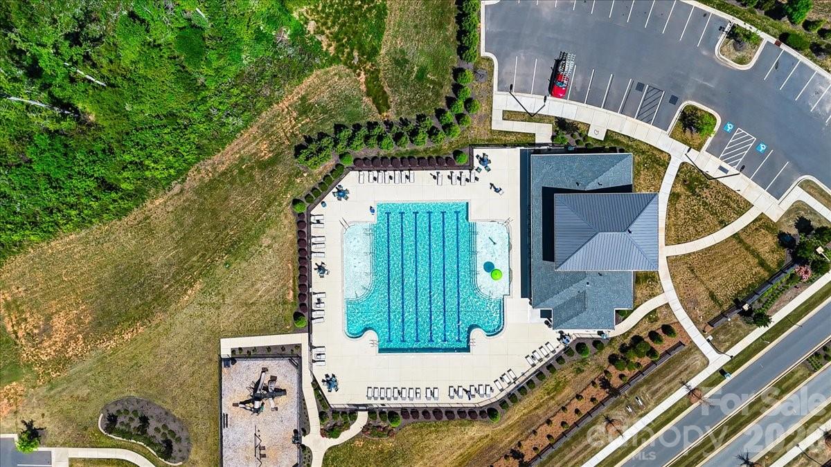 9287 Dunwich Drive — Gastonia