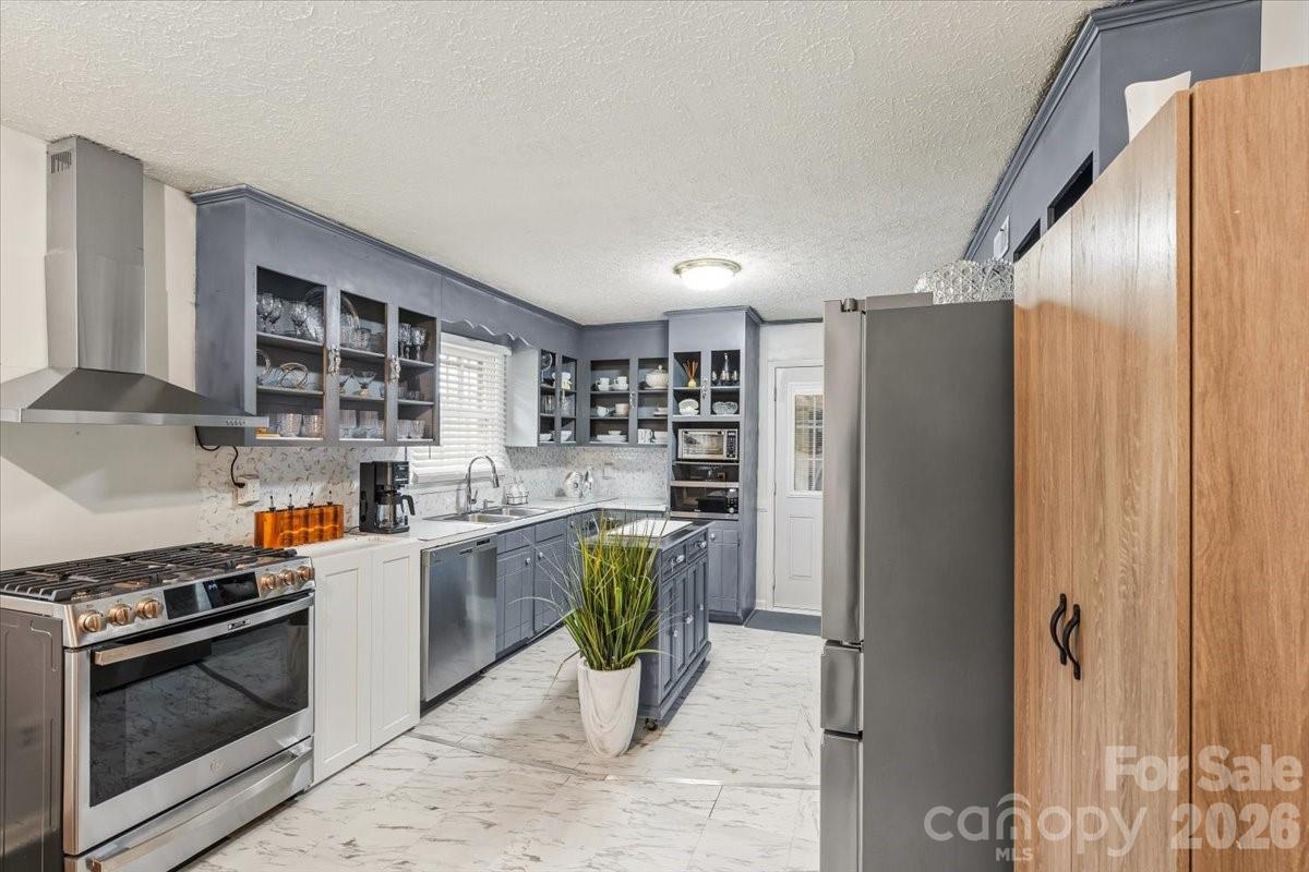 1527 Rhyne Street — Shelby