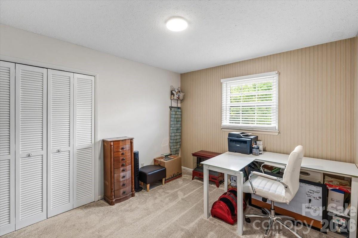 1527 Rhyne Street — Shelby