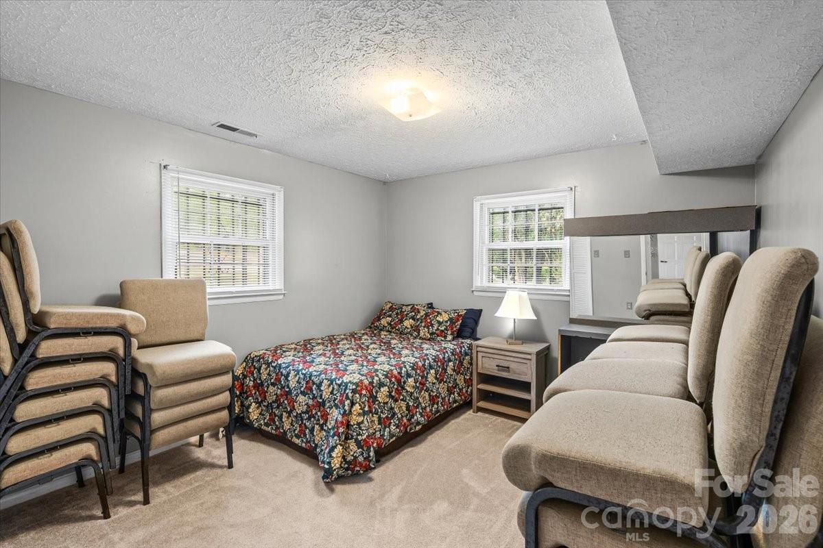 1527 Rhyne Street — Shelby