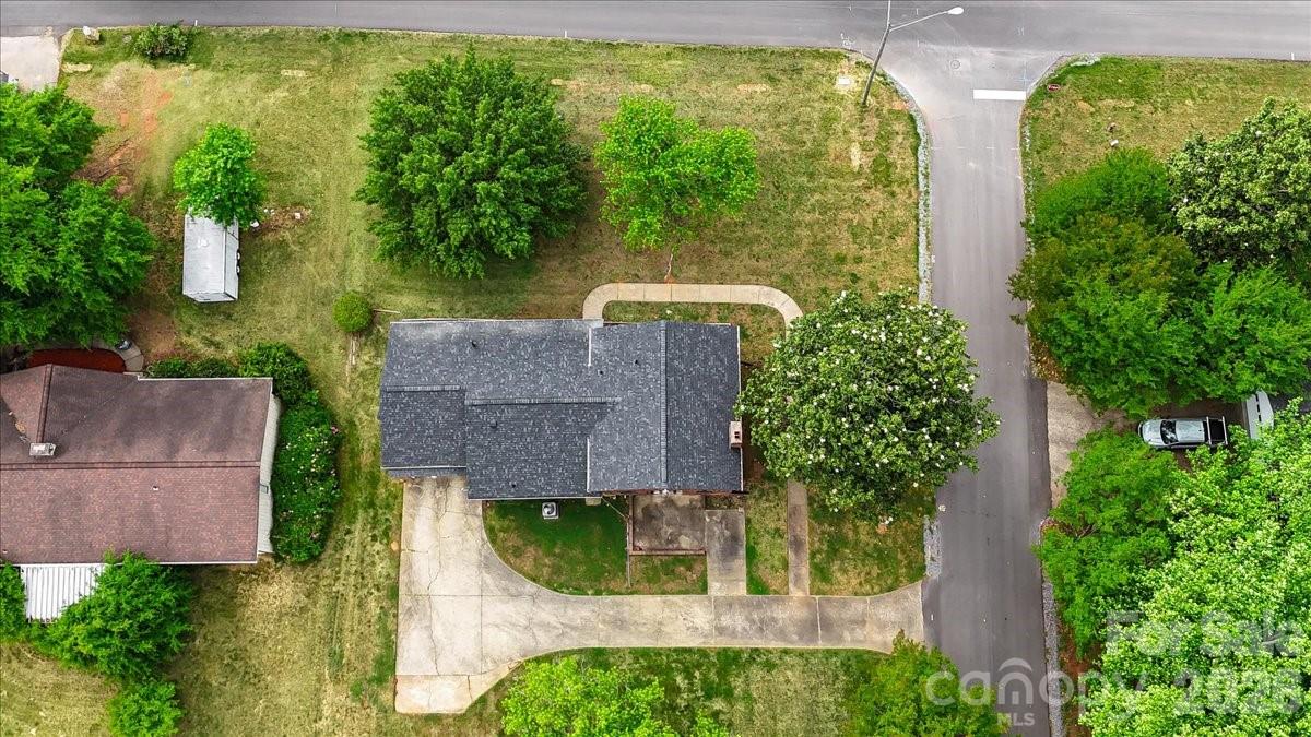 1527 Rhyne Street — Shelby
