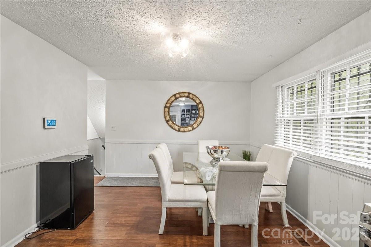 1527 Rhyne Street — Shelby
