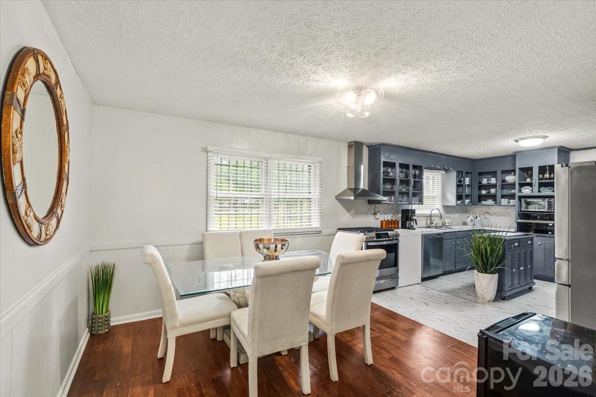 1527 Rhyne Street — Shelby