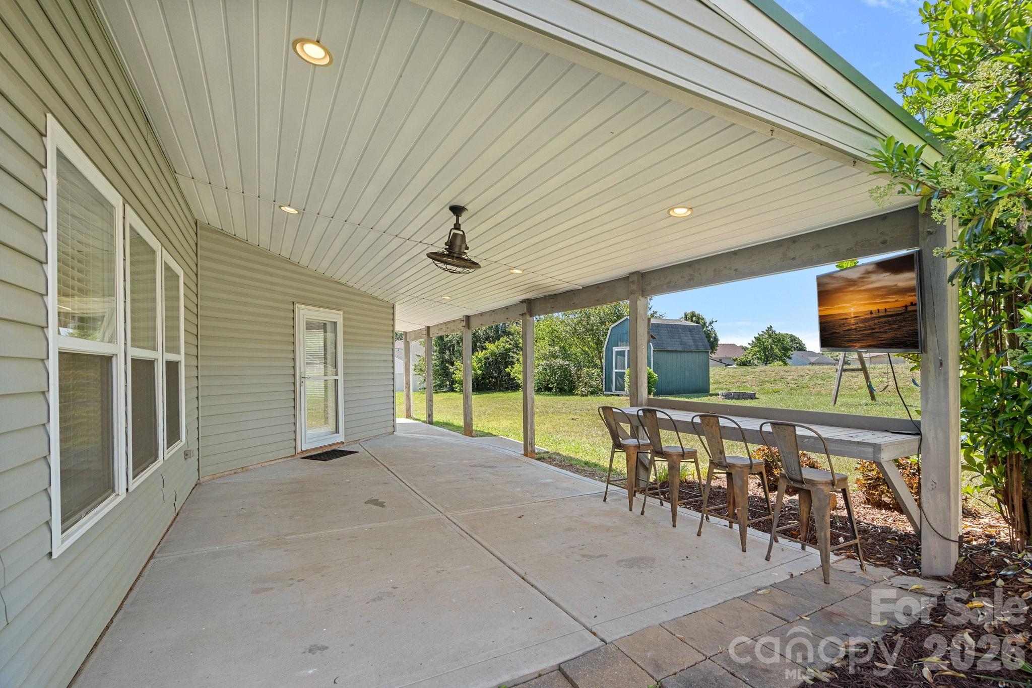 1918 Leesburg Drive — Clover