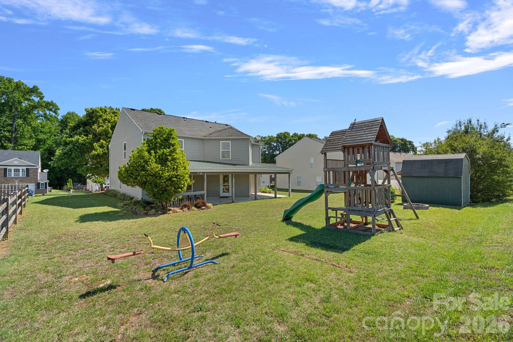 1918 Leesburg Drive — Clover