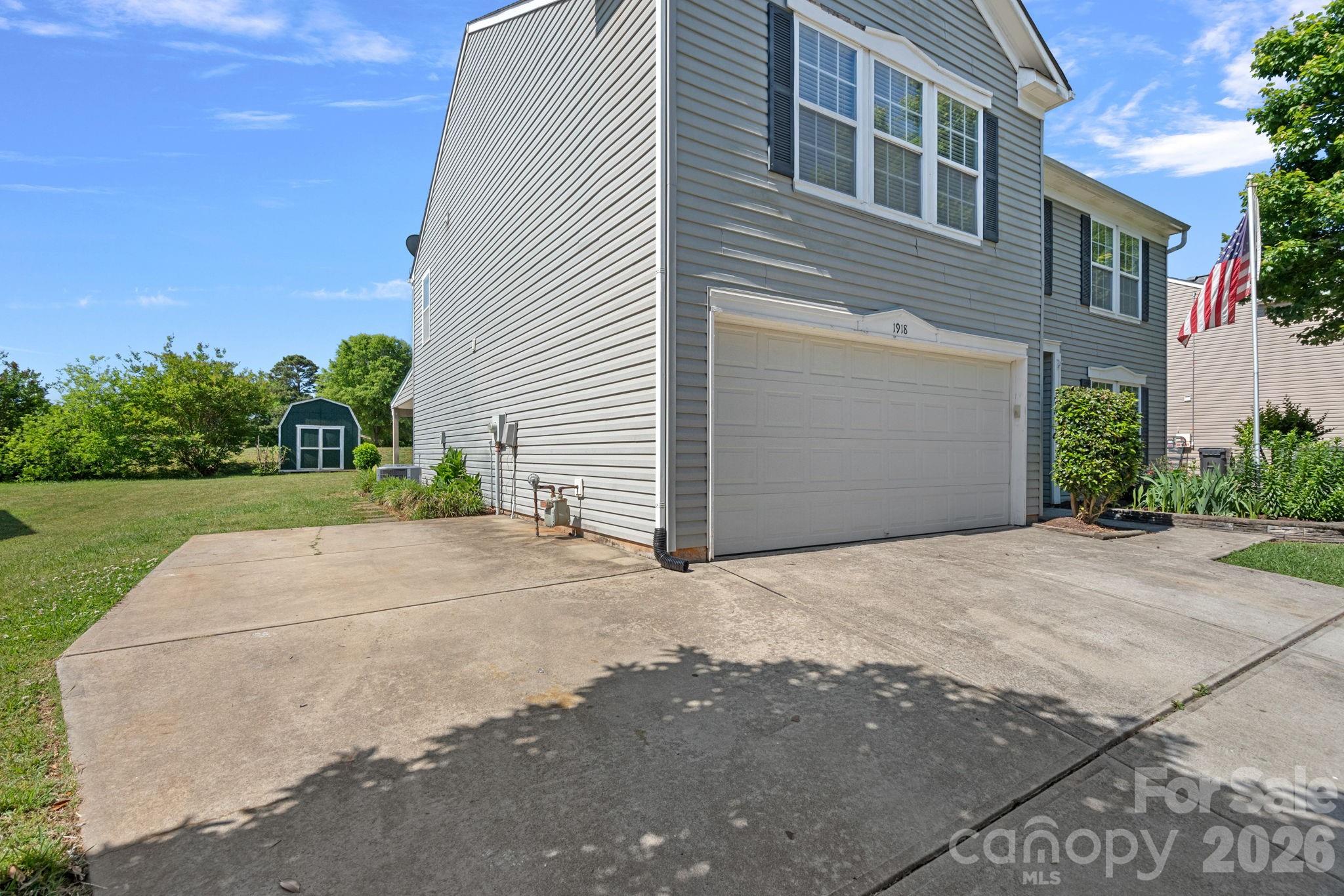1918 Leesburg Drive — Clover