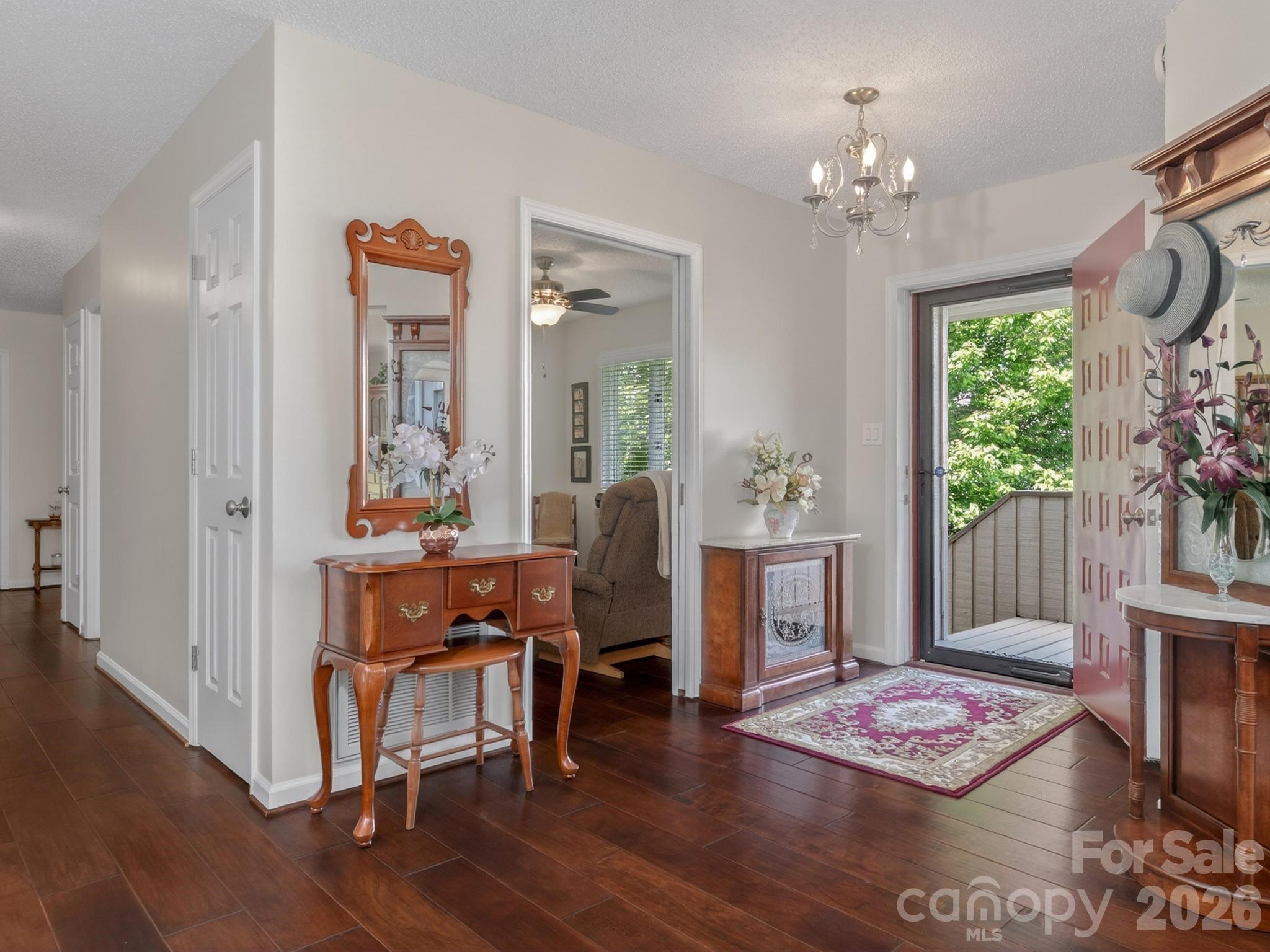 136 Deerlake Drive — Asheville