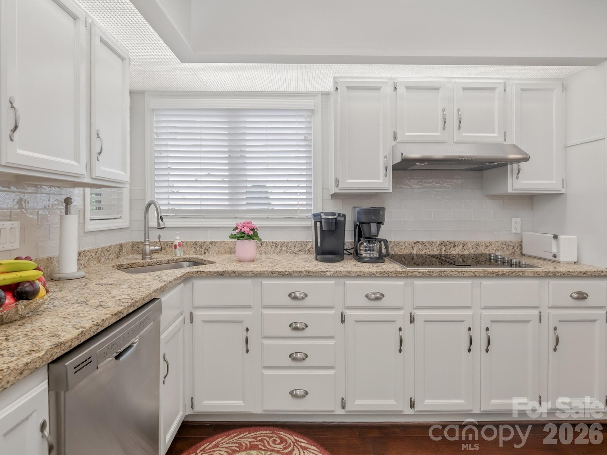136 Deerlake Drive — Asheville