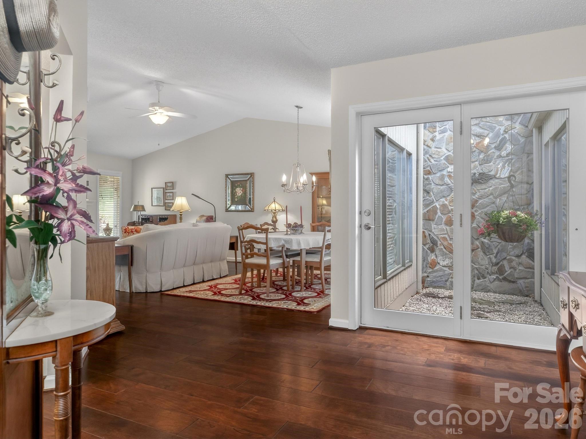 136 Deerlake Drive — Asheville