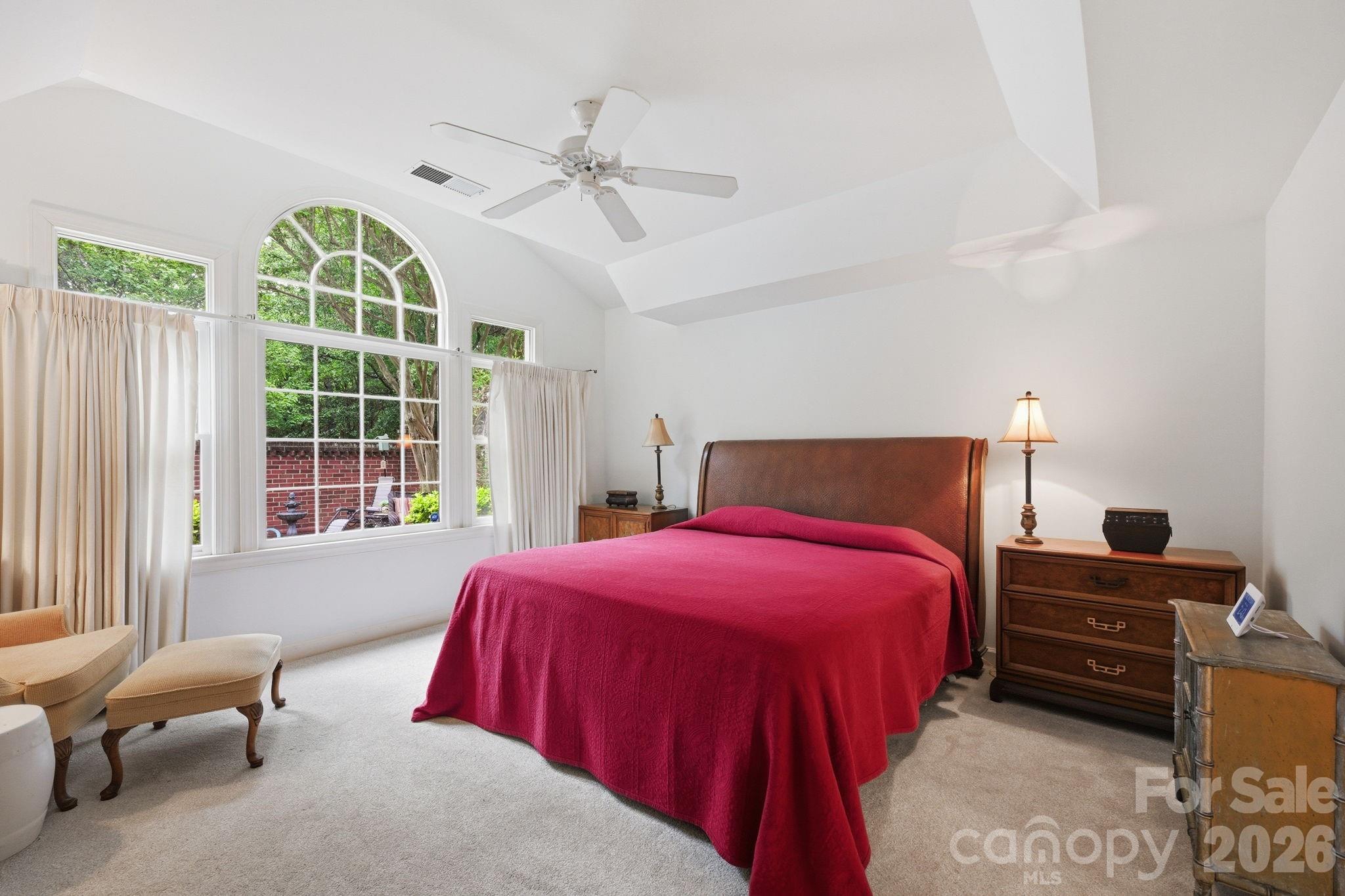 7014 Walton Heath Lane — Charlotte