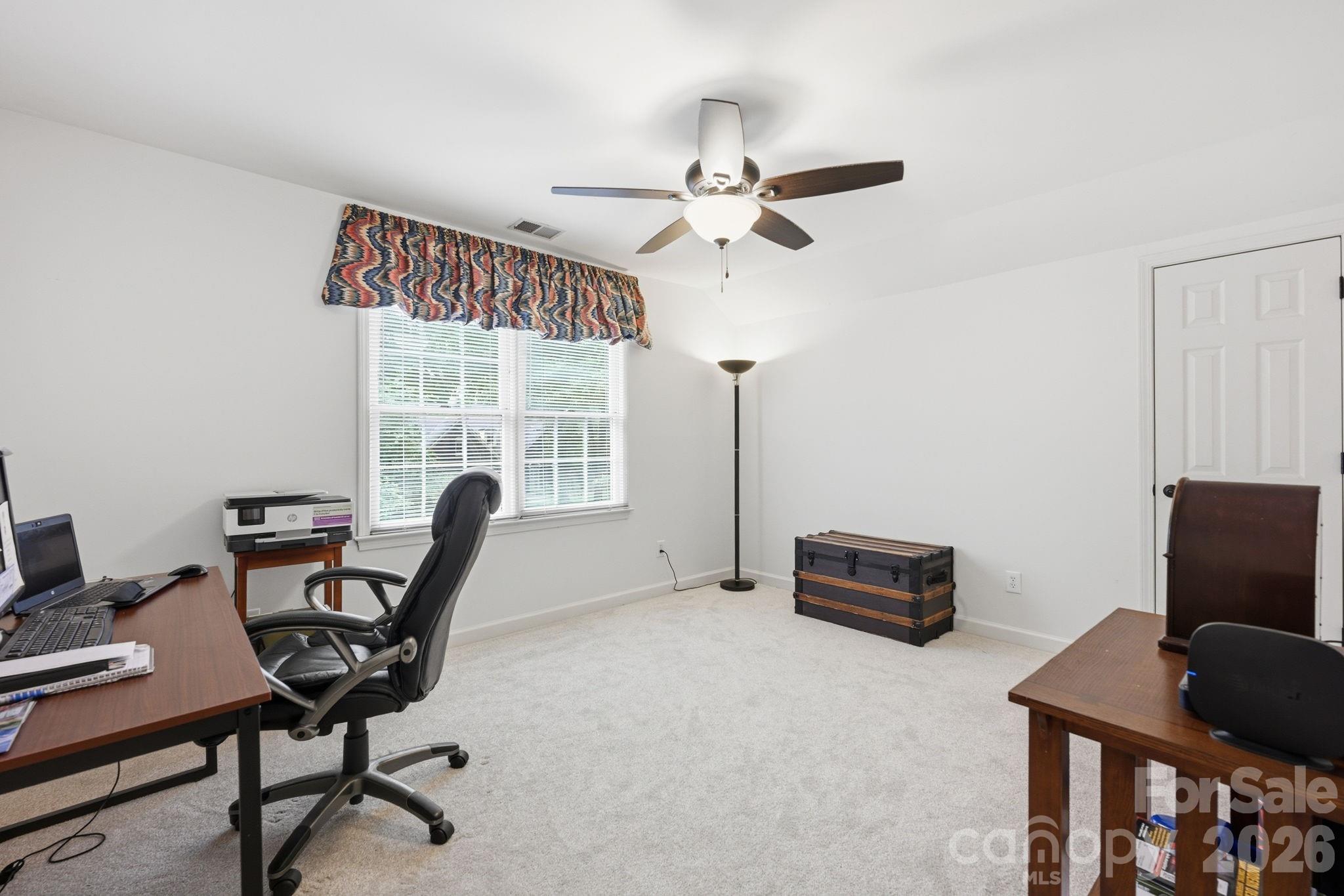 7014 Walton Heath Lane — Charlotte
