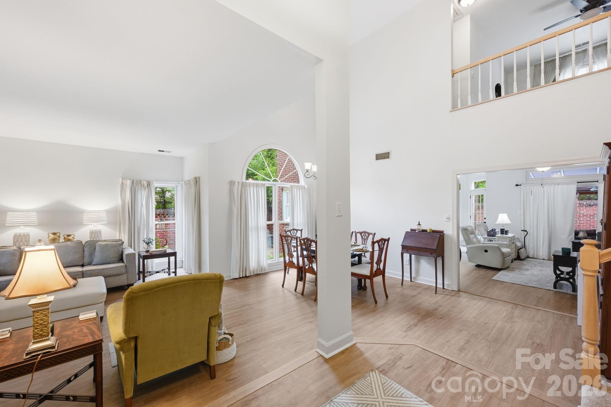 7014 Walton Heath Lane — Charlotte