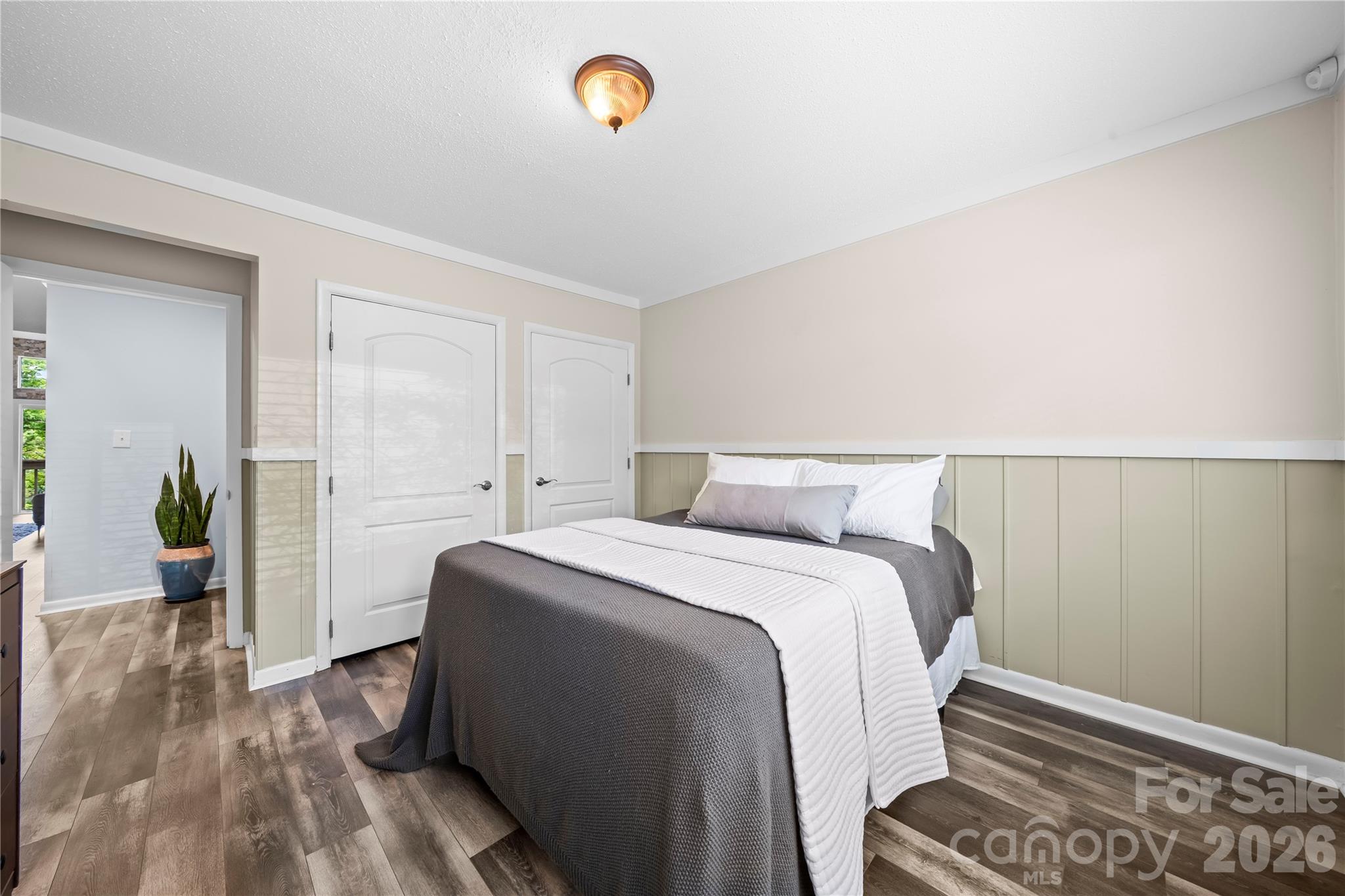 78 Ridgeport Road — Clover