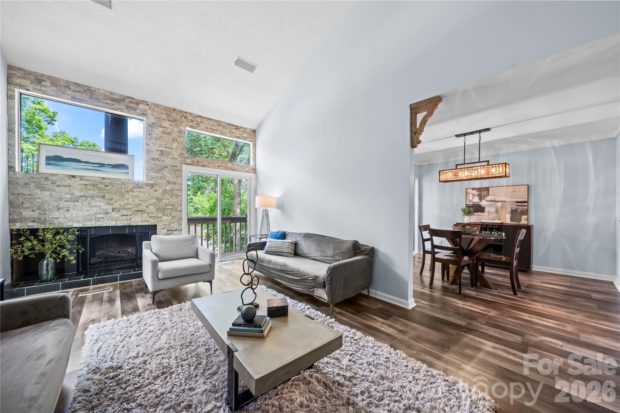 78 Ridgeport Road — Clover