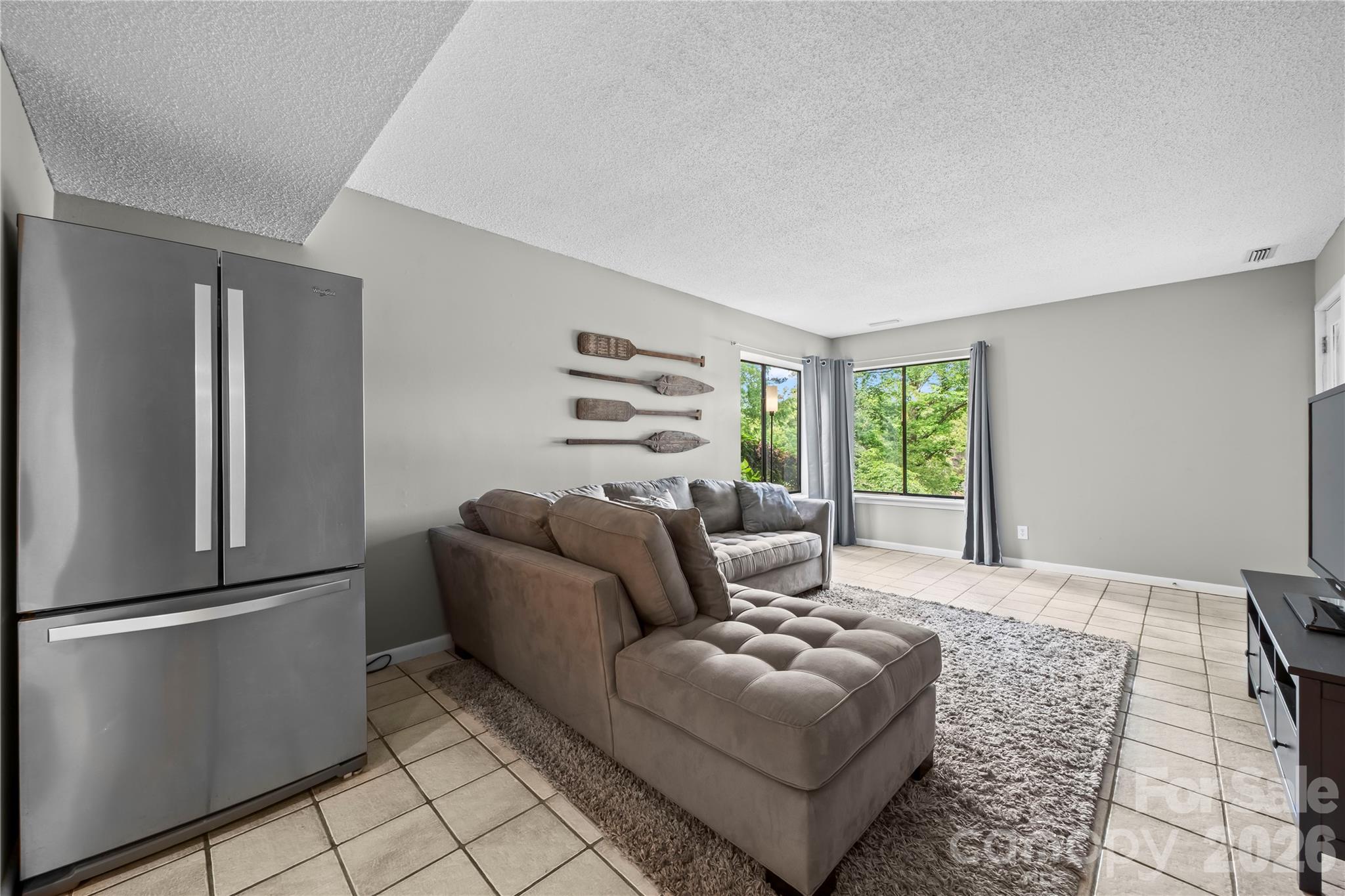 78 Ridgeport Road — Clover