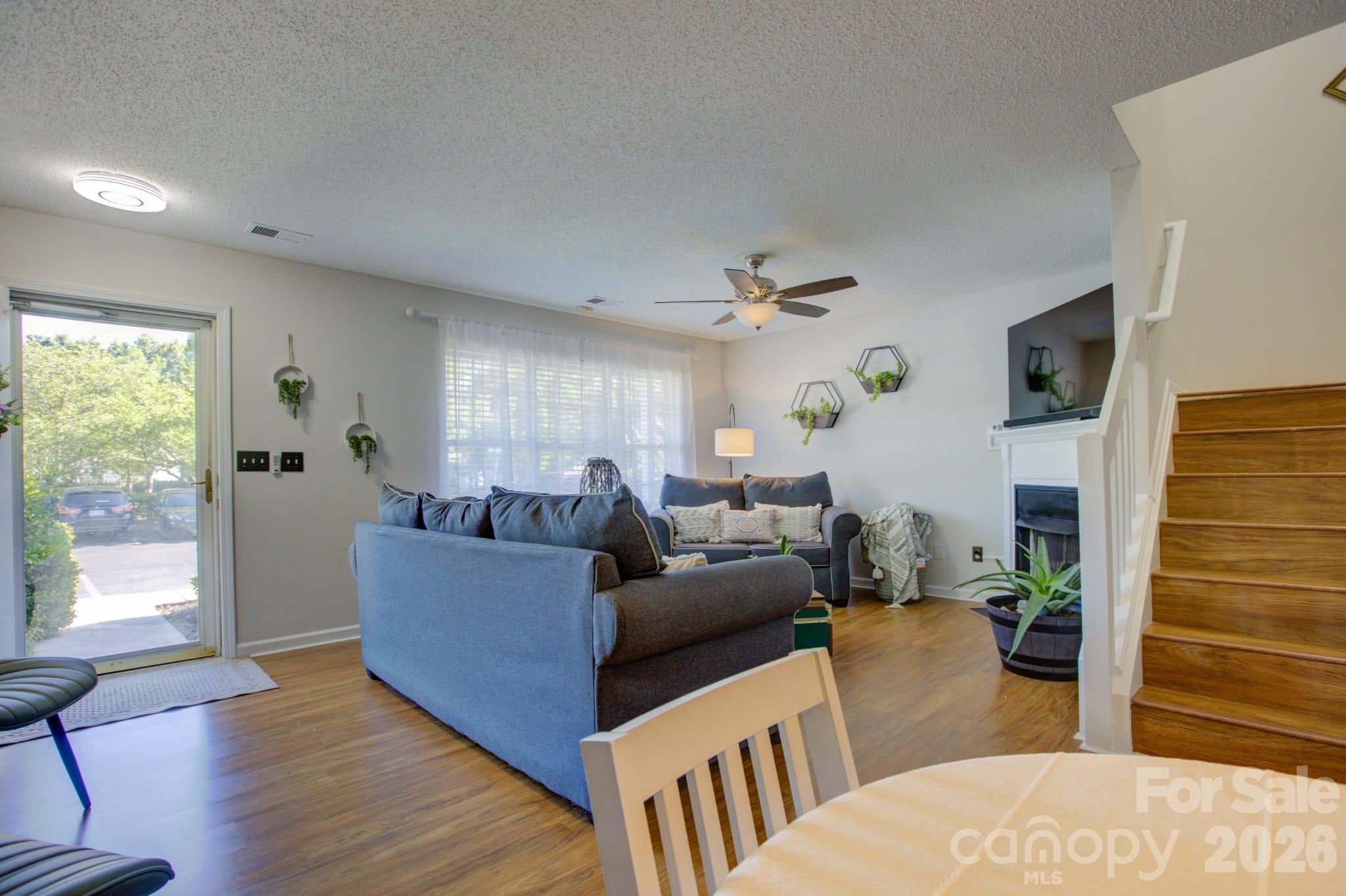 12211 Hood Bend Court — Charlotte