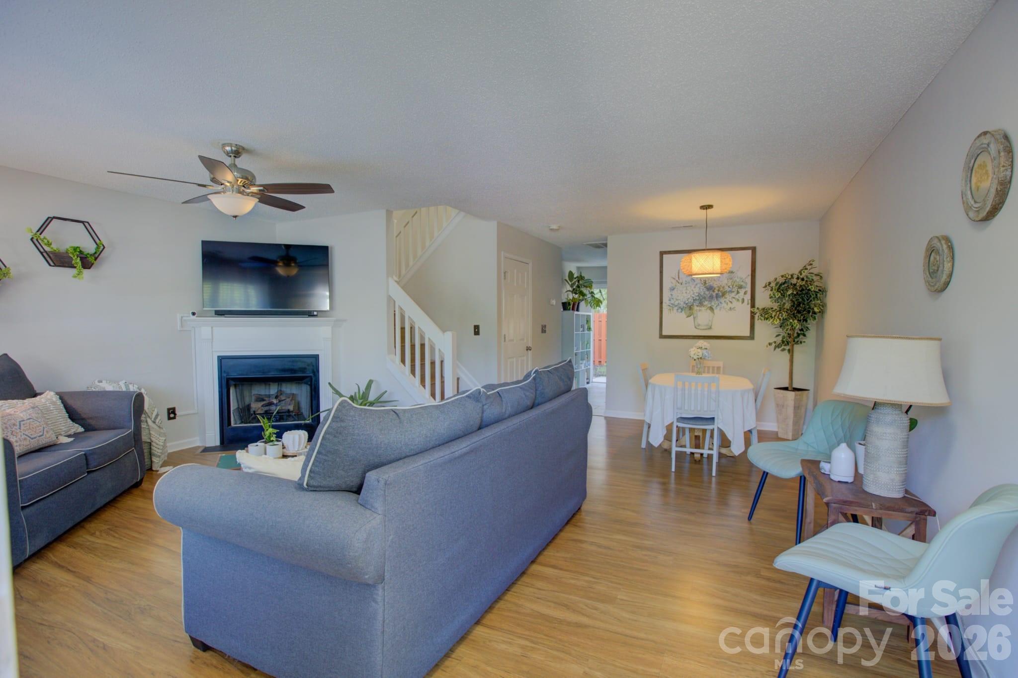 12211 Hood Bend Court — Charlotte
