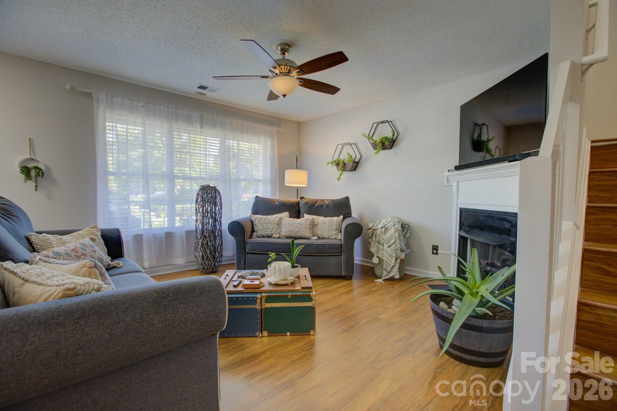12211 Hood Bend Court — Charlotte