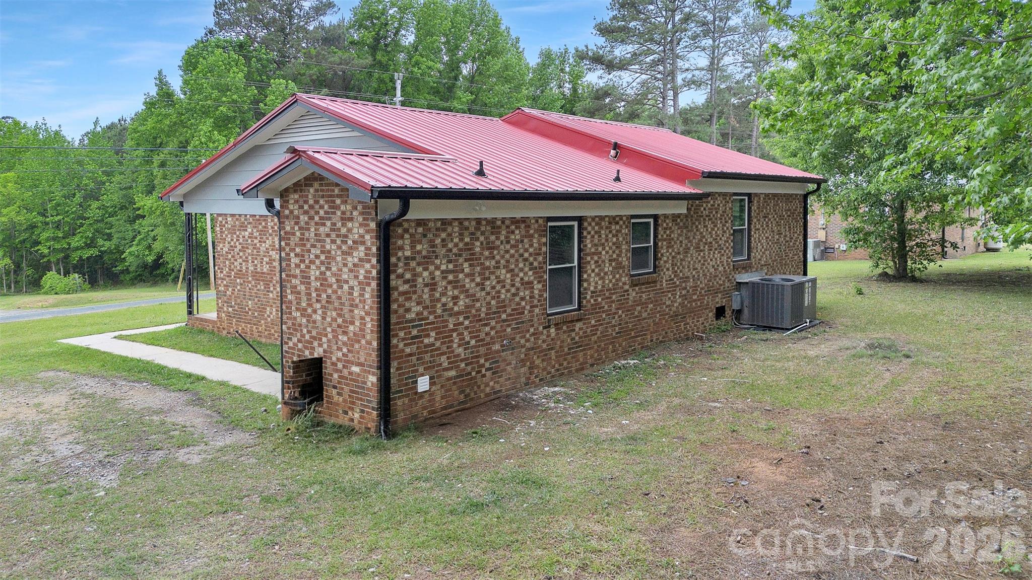 6957 Vintage Road — Lilesville