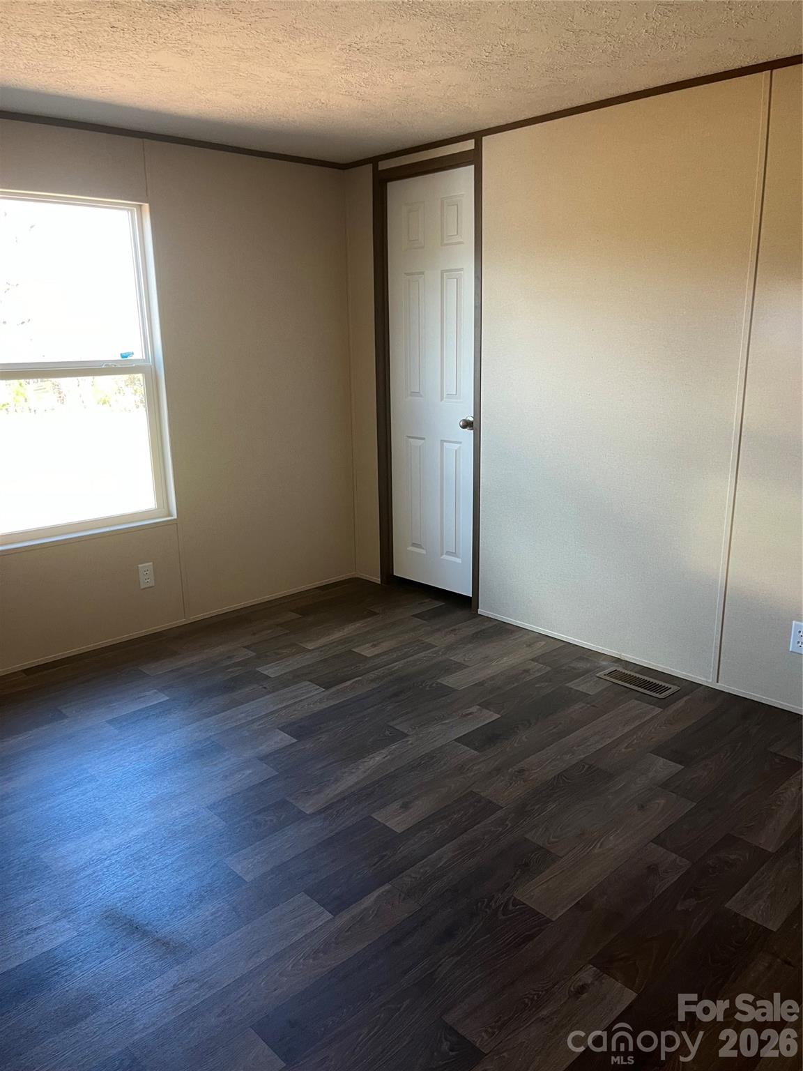 152 Omni Road — Gaffney