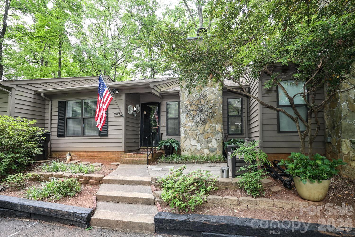 2772 Dogwood Hills Court — Fort Mill