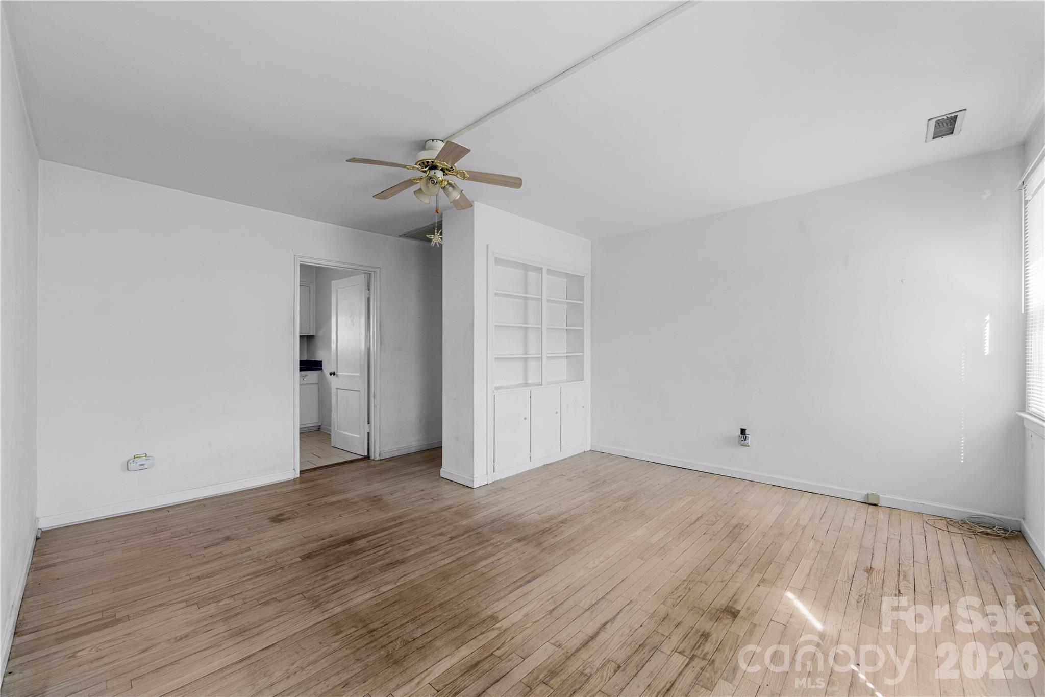 540 Wakefield Drive #D — Charlotte