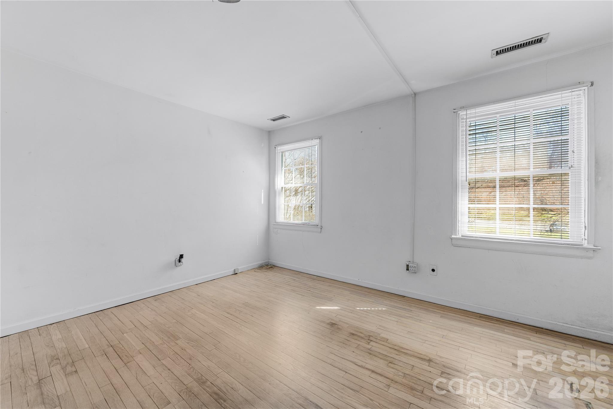 540 Wakefield Drive #D — Charlotte