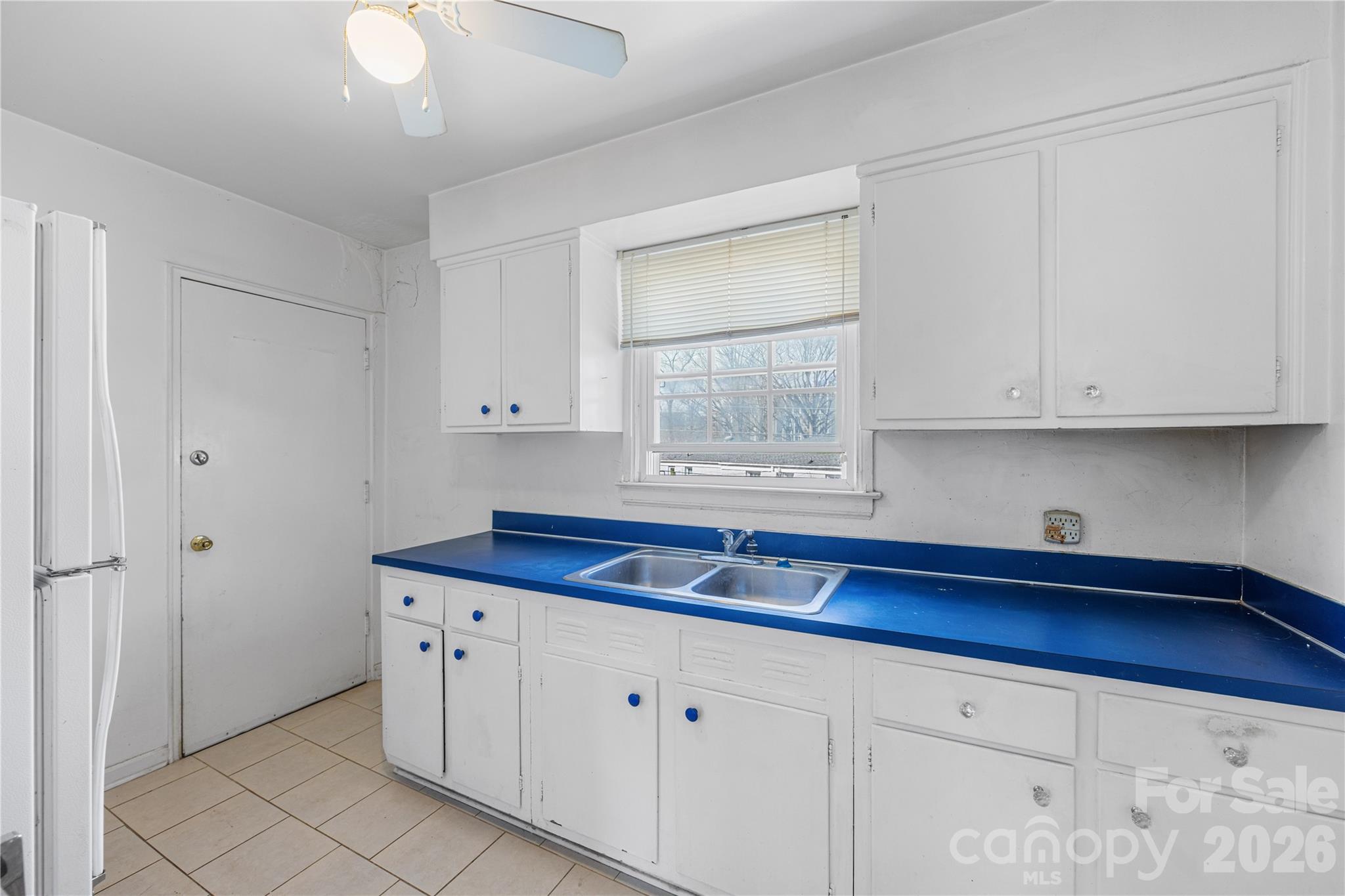 540 Wakefield Drive #D — Charlotte