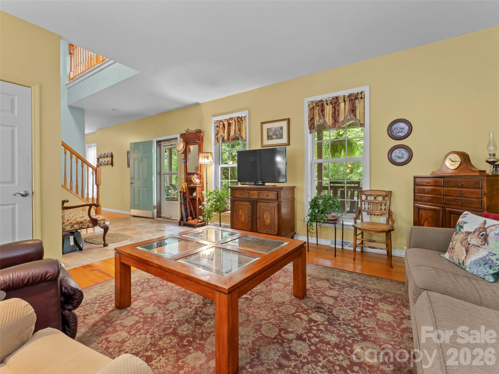 103 Old Southside Road — Saluda