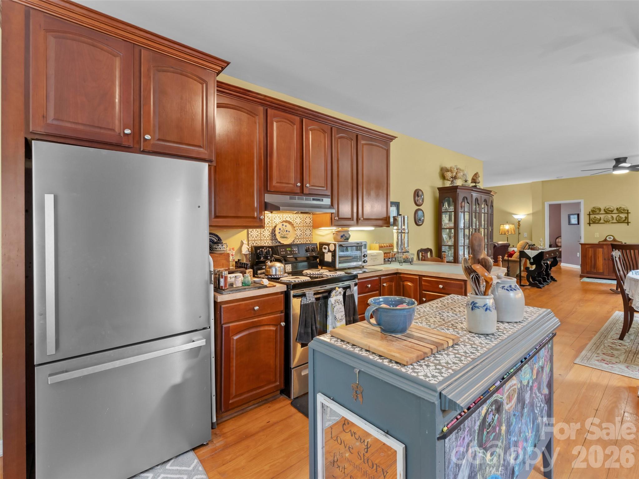 103 Old Southside Road — Saluda