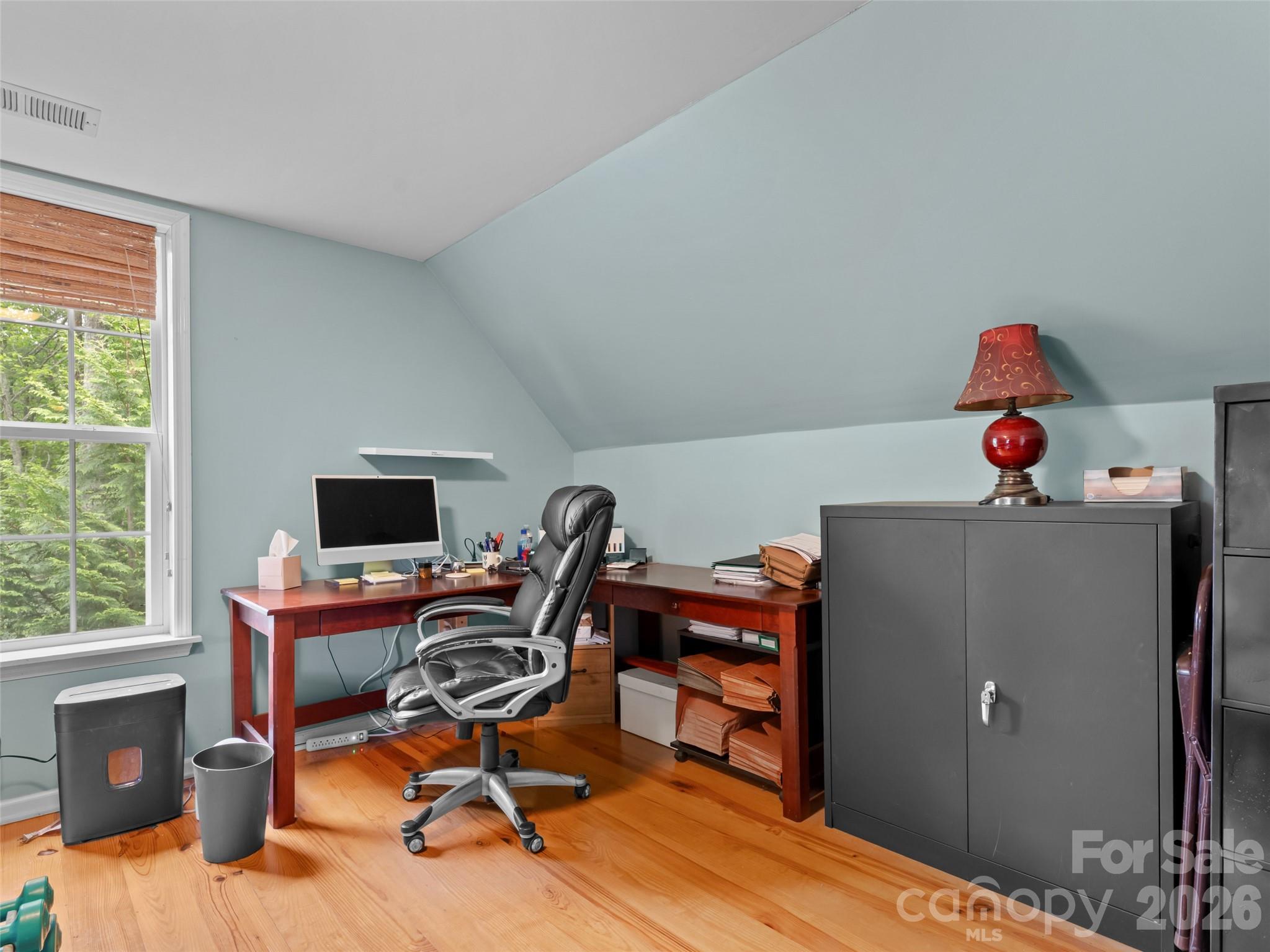 103 Old Southside Road — Saluda