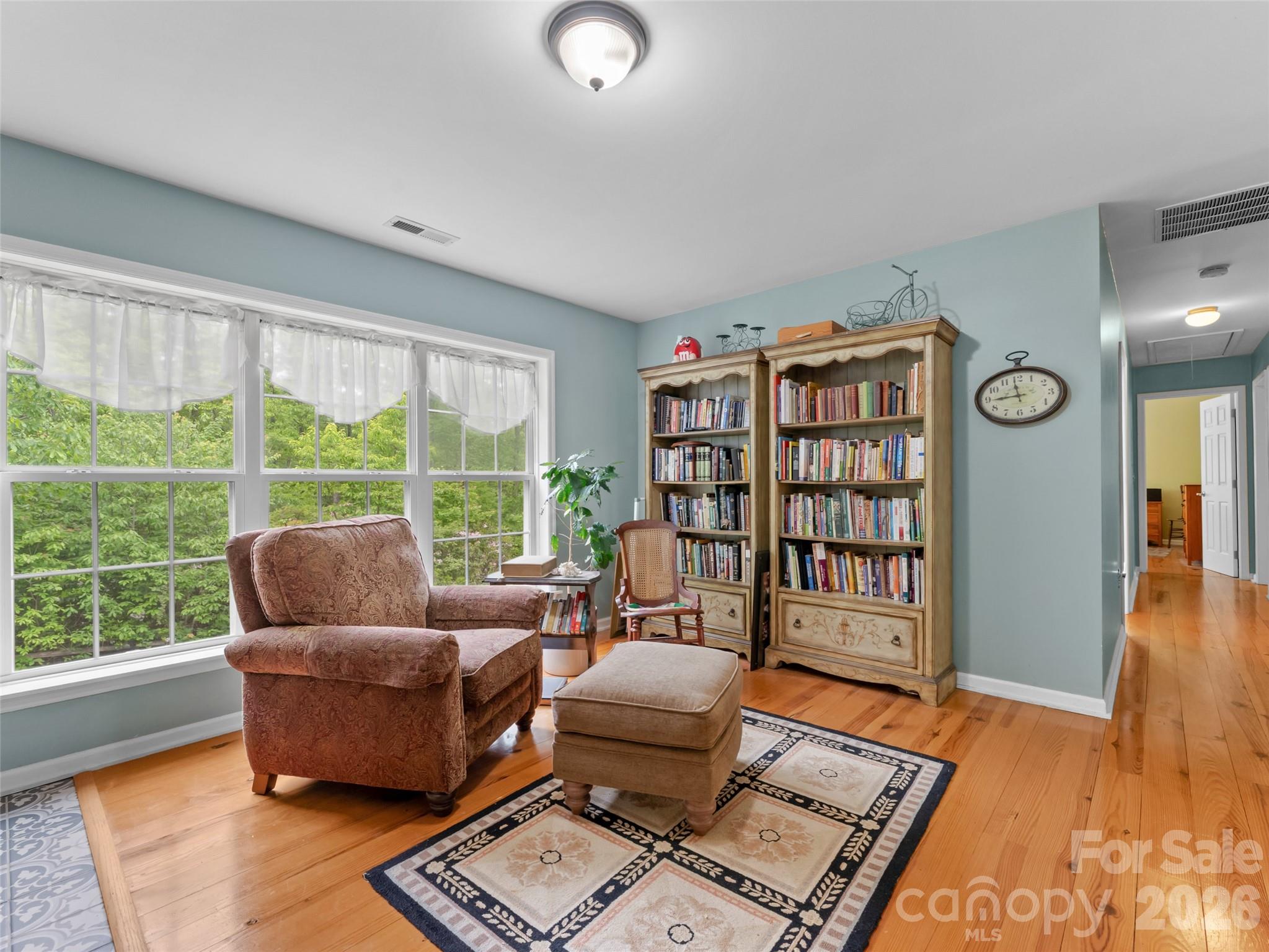 103 Old Southside Road — Saluda