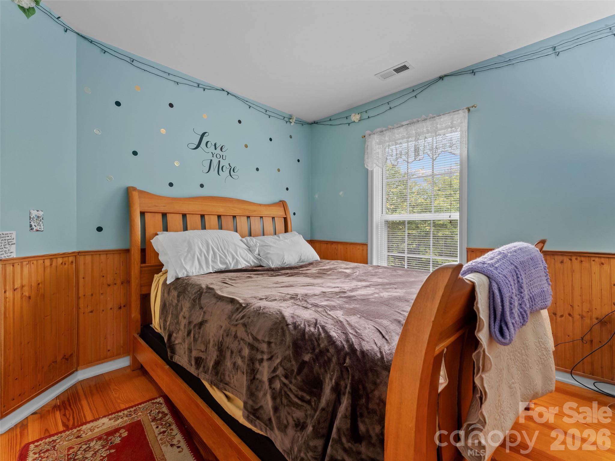 103 Old Southside Road — Saluda