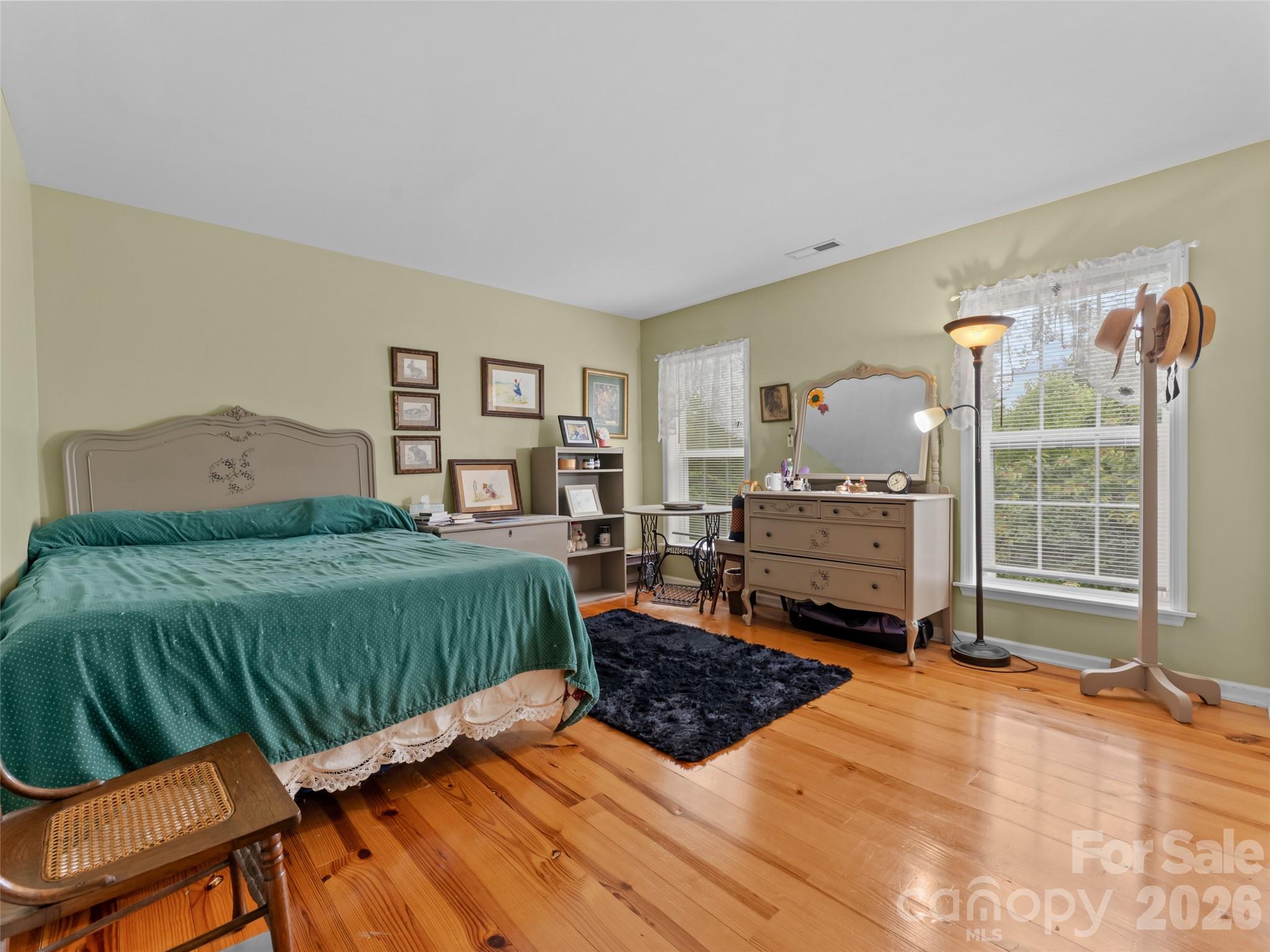 103 Old Southside Road — Saluda