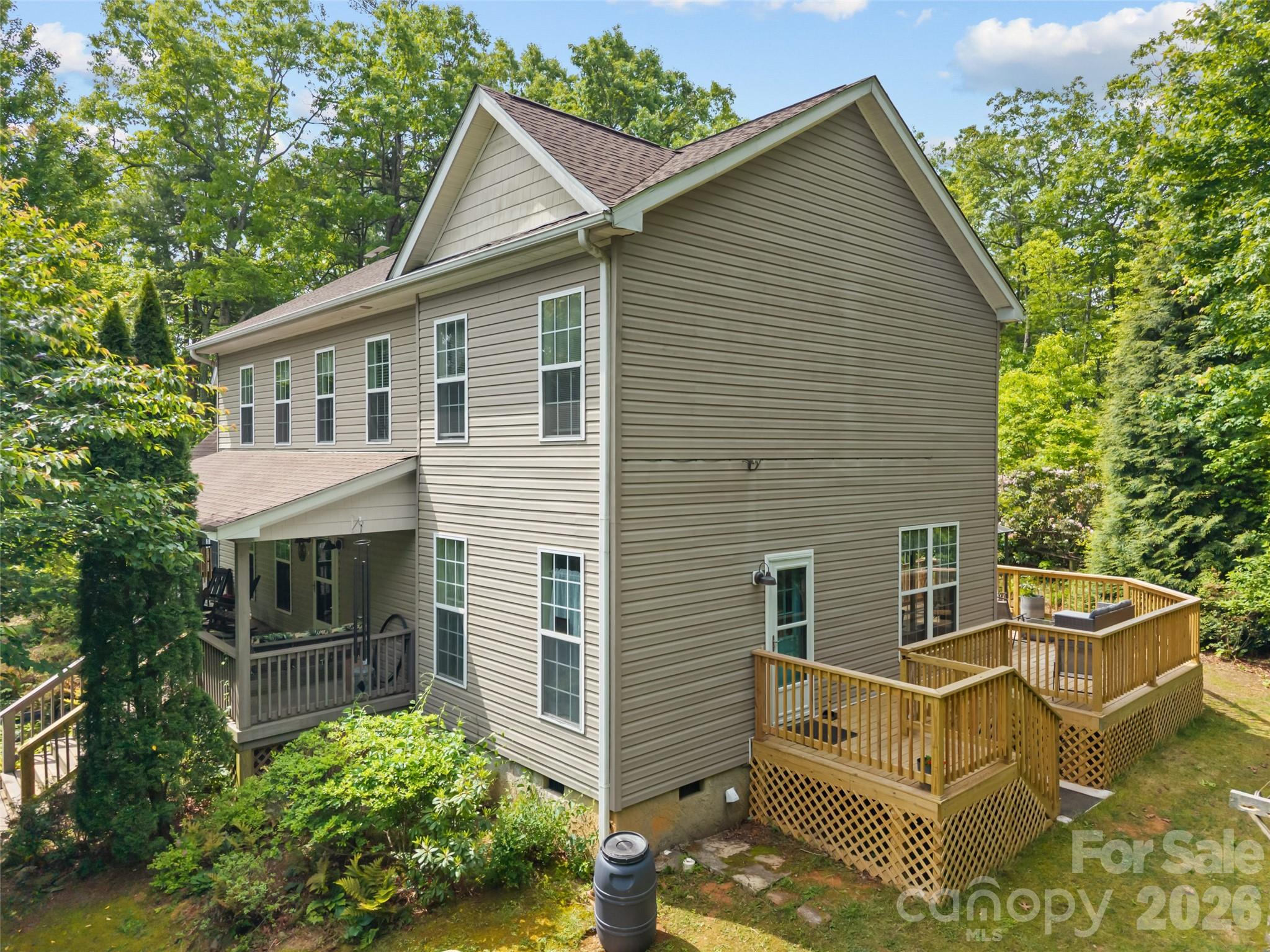 103 Old Southside Road — Saluda