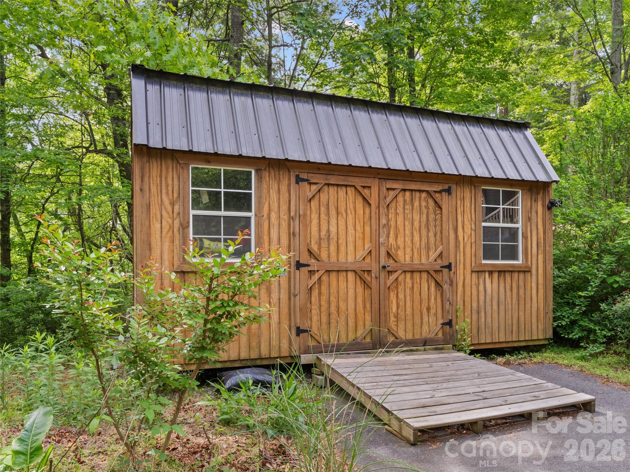 103 Old Southside Road — Saluda