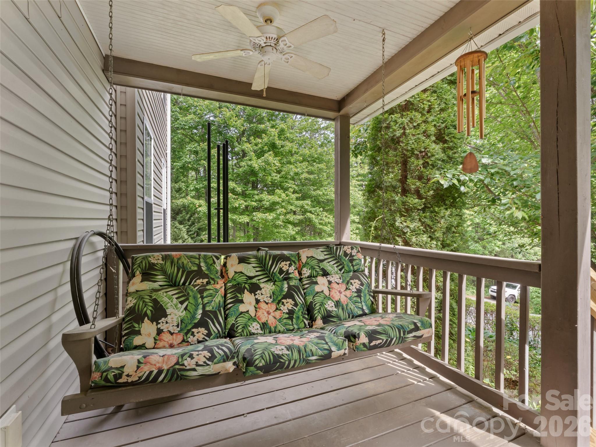 103 Old Southside Road — Saluda
