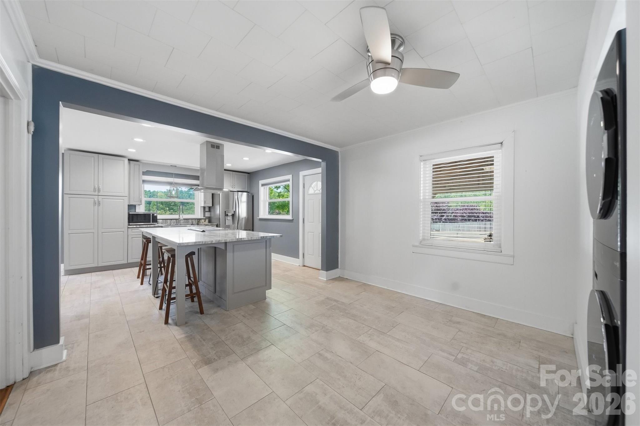 1822 Blowing Rock Boulevard — Lenoir
