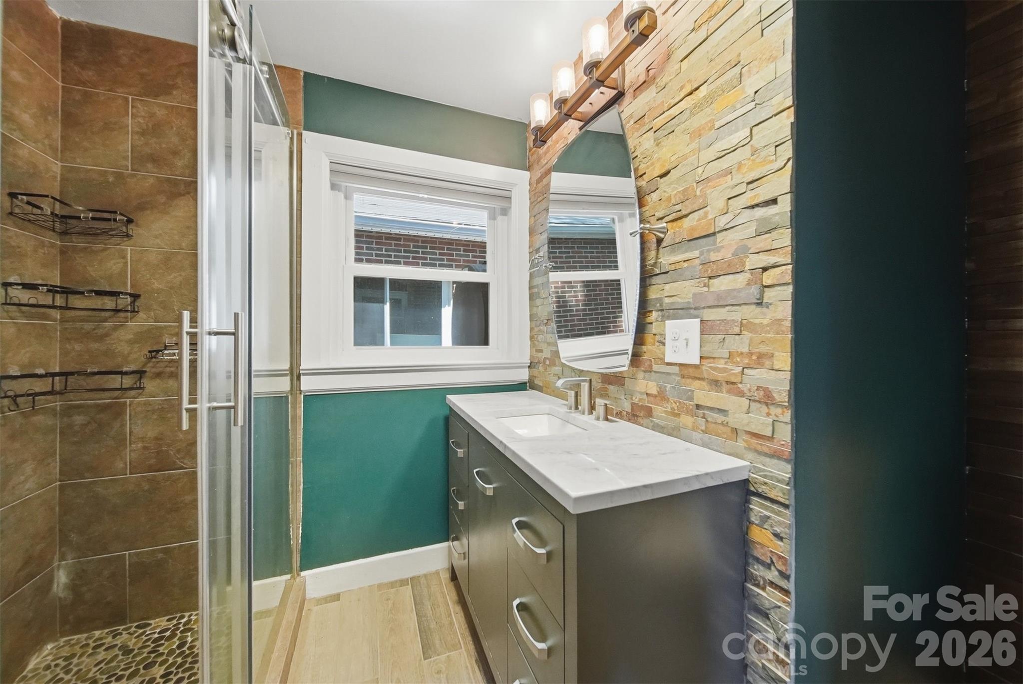 1822 Blowing Rock Boulevard — Lenoir
