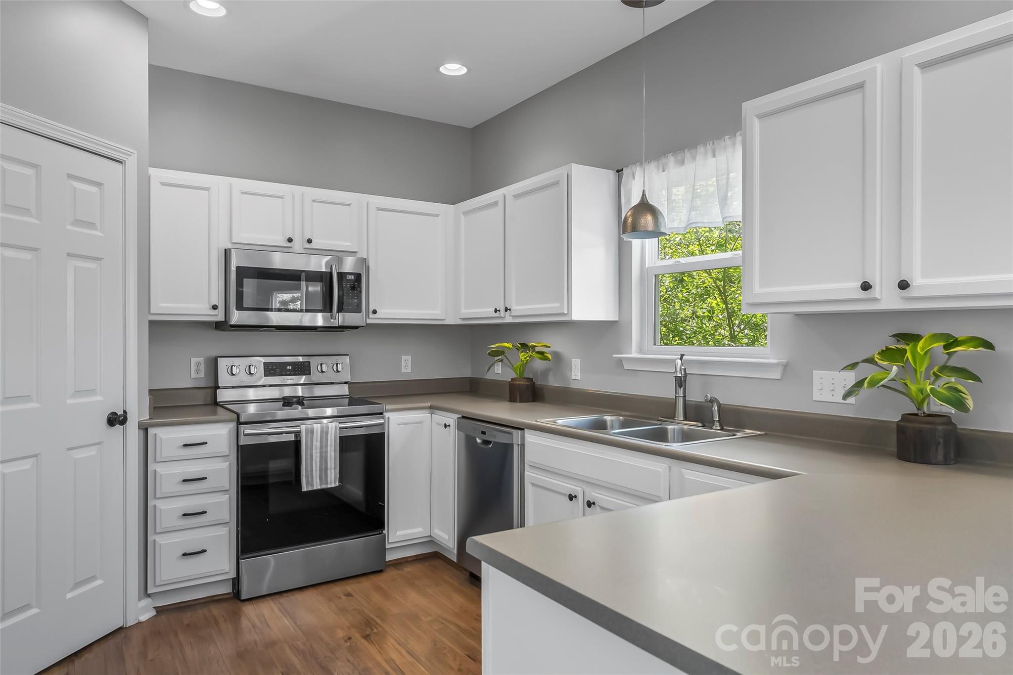 122 Fallen Spruce Drive — Asheville