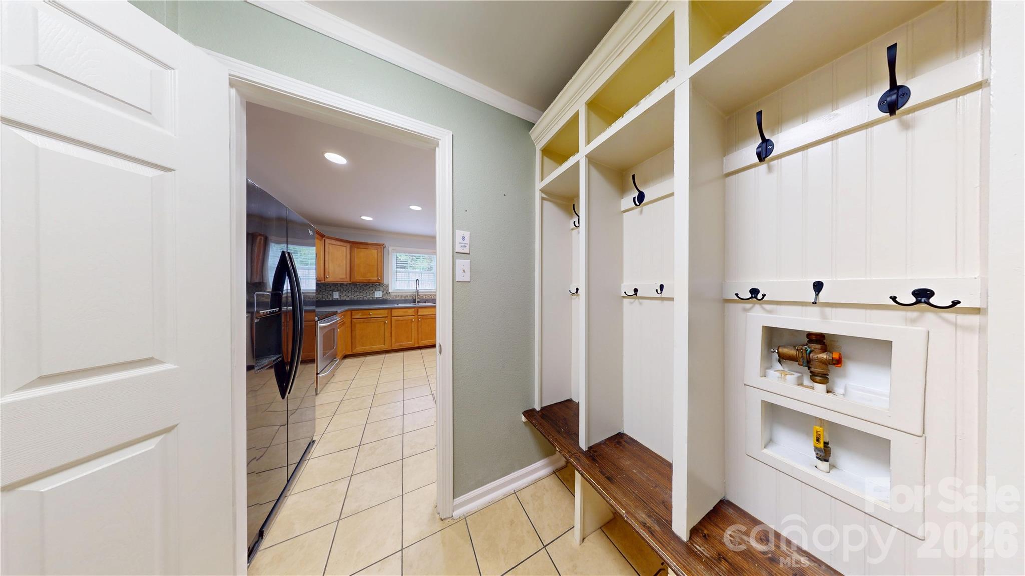 4219 Shasta Circle — Clover