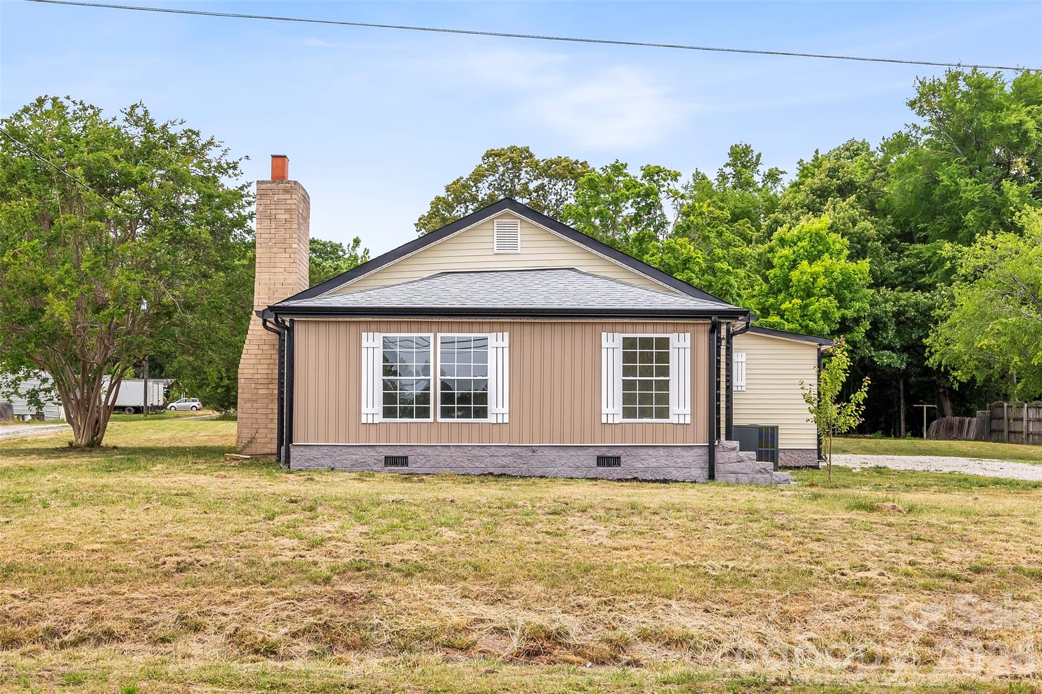 2480 Artz Road — Salisbury